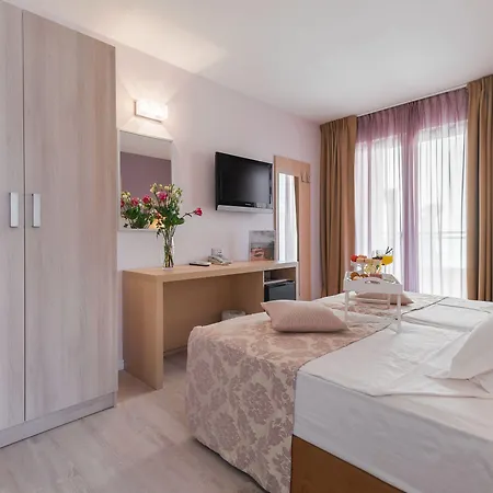 Maritimo Szálloda 3*