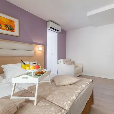 Szálloda Maritimo 3*