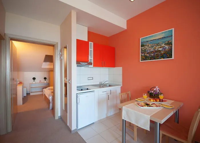 Ξενοδοχείο Maritimo 3*