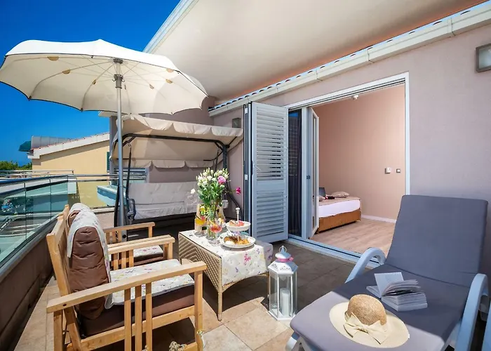 Maritimo מלון 3*