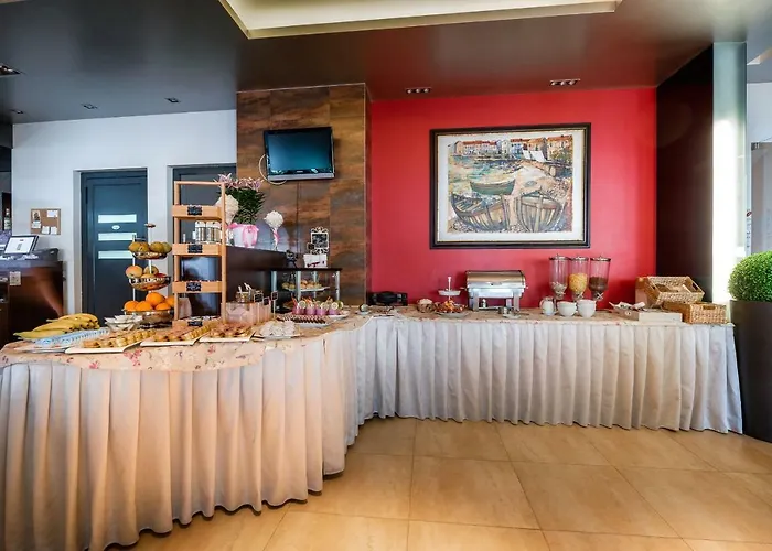 Maritimo מלון 3*